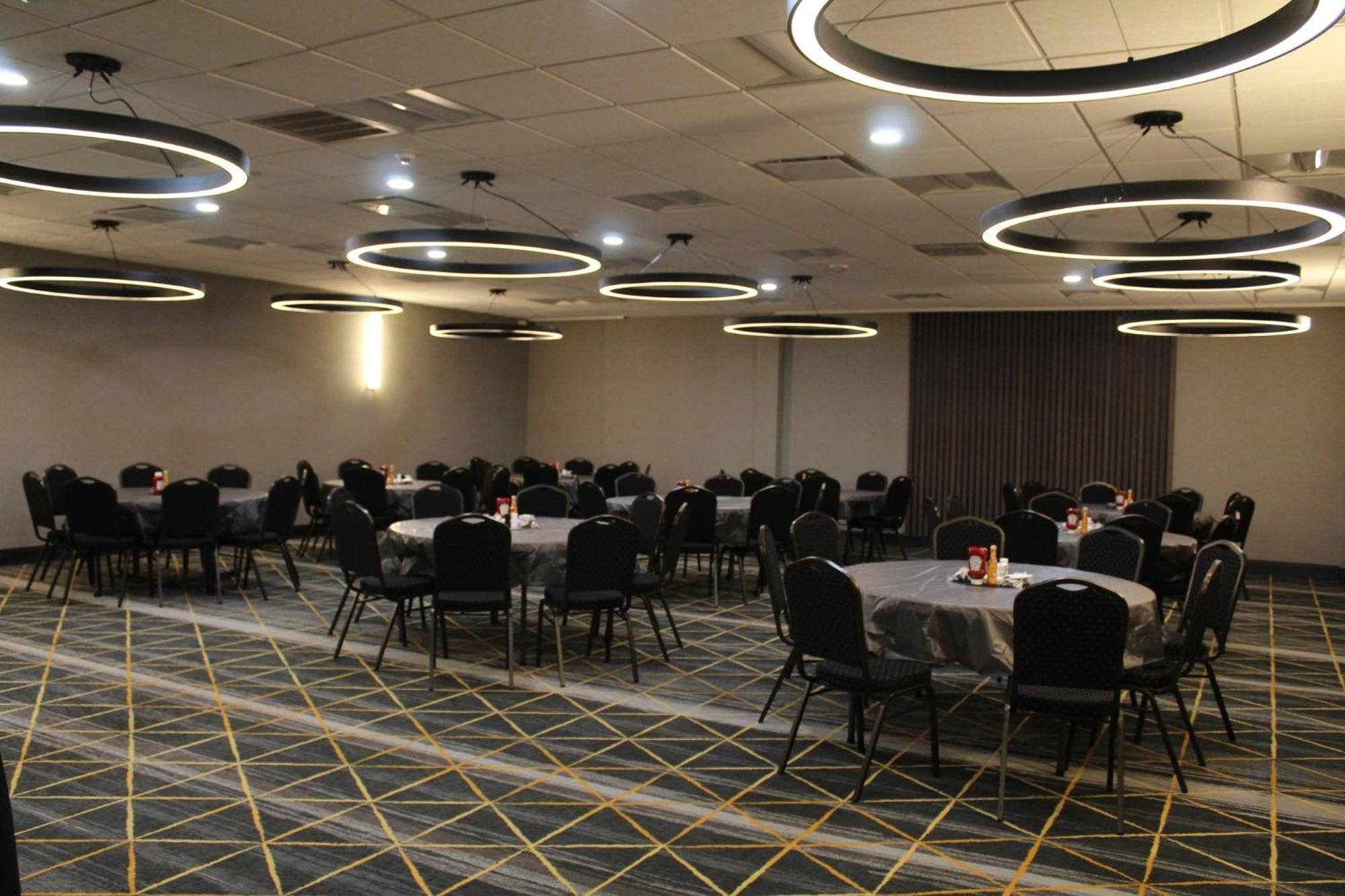 Holiday Inn Dallas Market Ctr Love Field By Ihg Exterior foto